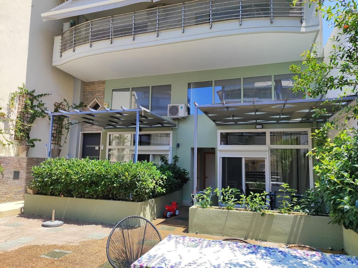 Kamares Suites 2 Nea Kallikrateia ภายนอก รูปภาพ