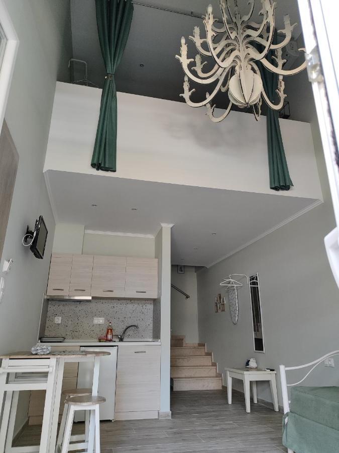 Kamares Suites 2 Nea Kallikrateia ภายนอก รูปภาพ